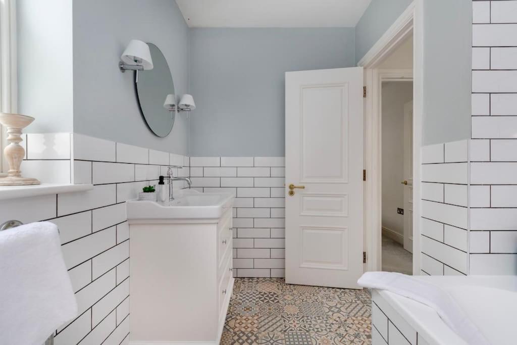 런던 Beautiful 3 Bd House In Paddington 아파트 외부 사진